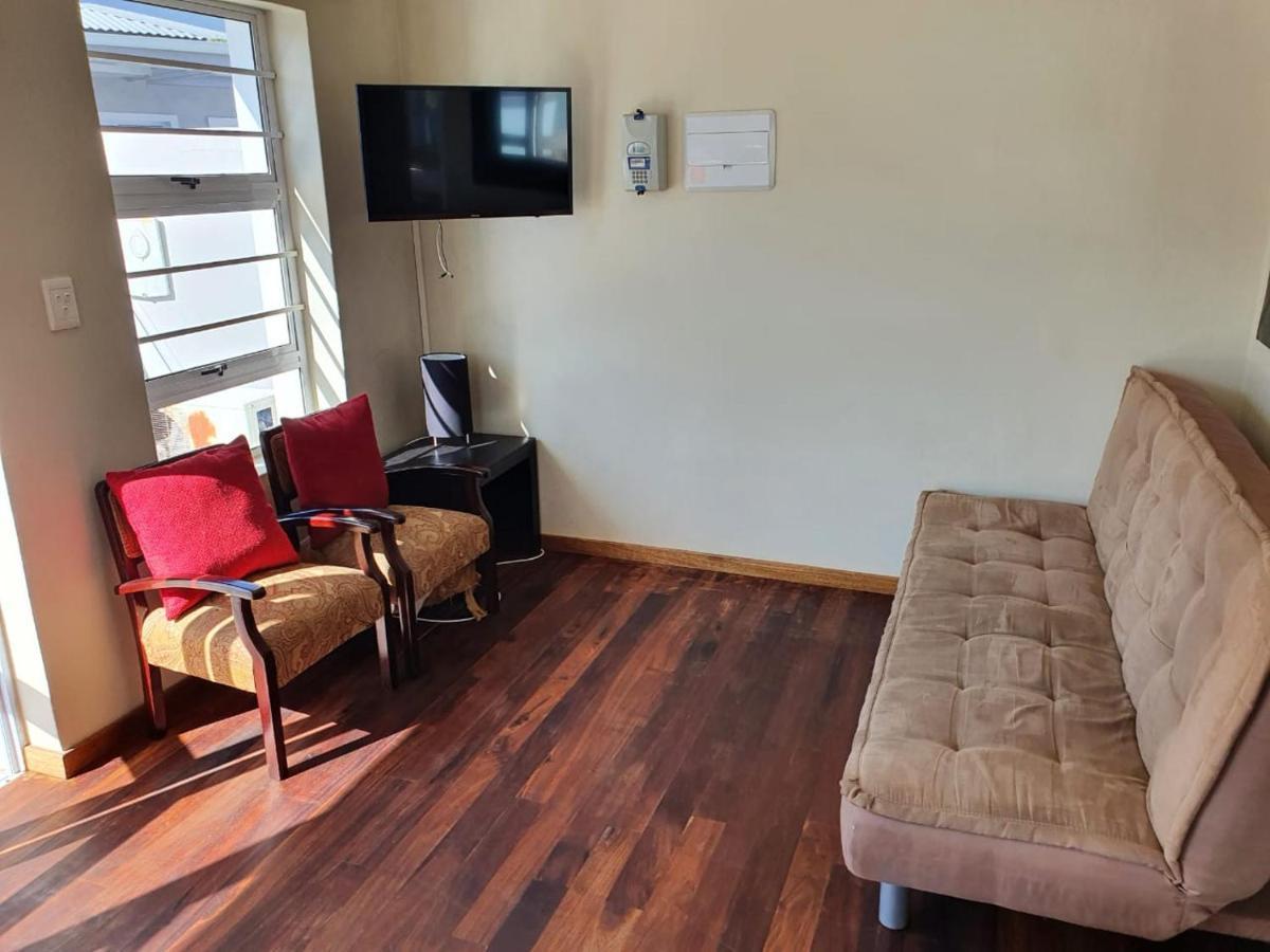 Friendz Self Catering Knysna